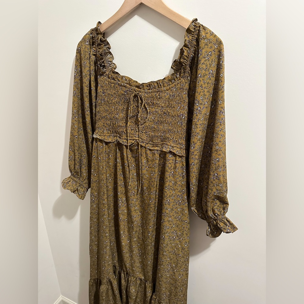 Olive Floral Ruffle Sweetheart Neck Midi Dress